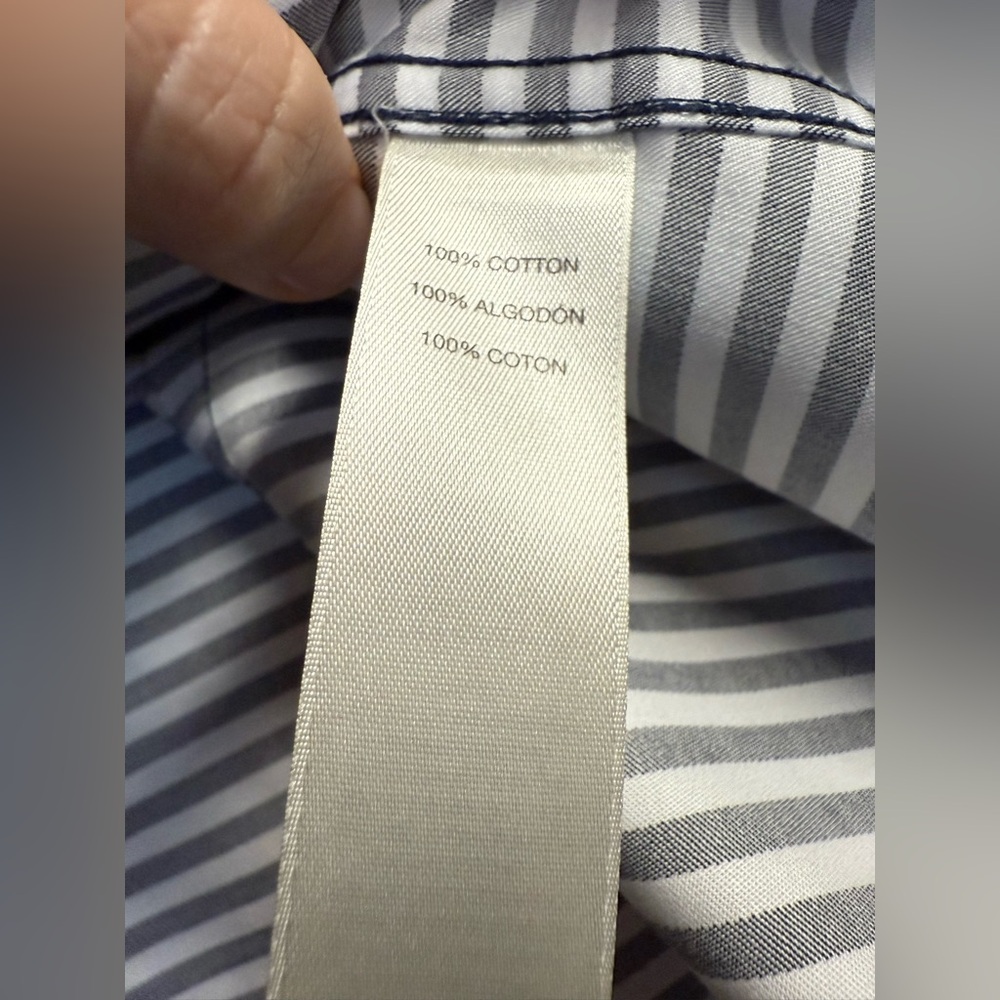 Chico’s non-iron Black and White Striped button down shirt, XL (Chicos 3). - Picture 4 of 4
